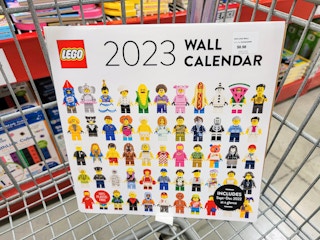 2023 lego wall calendar