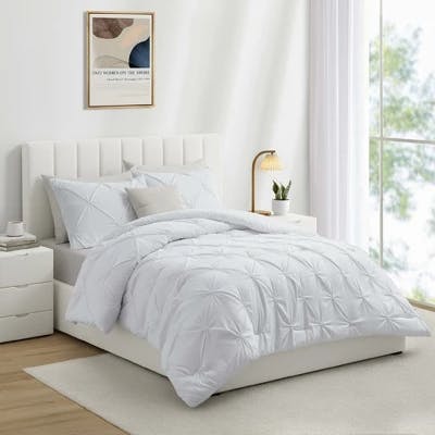 Pintuck Pinch Pleat Comforter Set