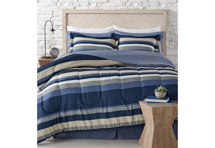 Fairfield Square Collection Reversible Comforter Set
