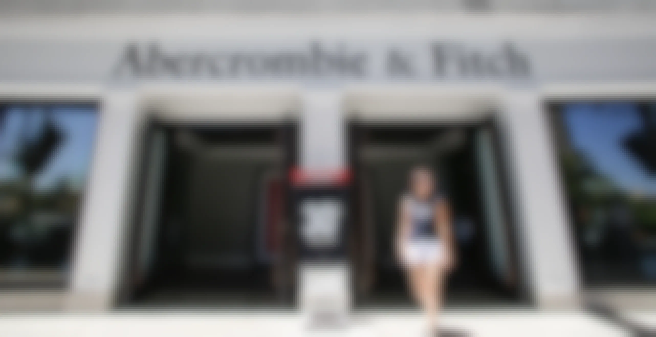 Abercrombie Return Policy: Here's How to Avoid That Pesky $7 Return Shipping Fee