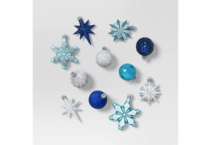 Wondershop Ornament Set