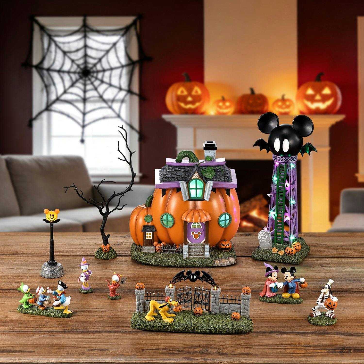 Disney Halloween Village Set