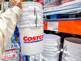 costco-warehouse-buckets-