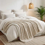 Bedsure Sherpa Fleece Throw Blanket
