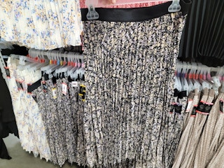 sams club vince camuto pleated midi skirt 1 7 22 sv 1641571238 1641571238