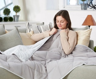 zulily-weighted-blankets2