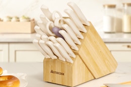 Astercook 22-Piece Kitchen Knife Set, Just $39.59 on Amazon card image