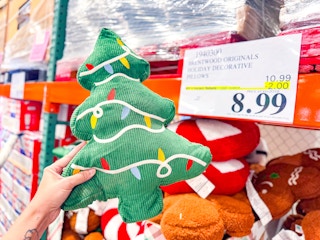 costco-holiday-pillows-1