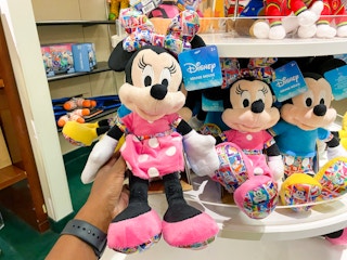 macys minnie mickey plush 2 black friday 2021 1637257680 1637257680