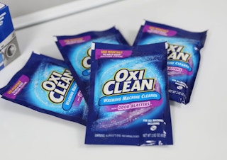 packs of washing machine cleaner
