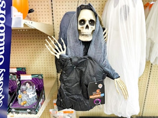 walgreens-halloween-ghost-skeleton