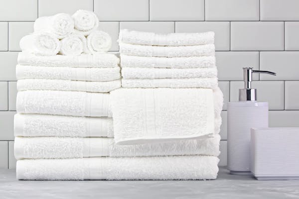 Score an 18-Piece Towel Set for $16 at Walmart (Reg. $32) — Last Chance