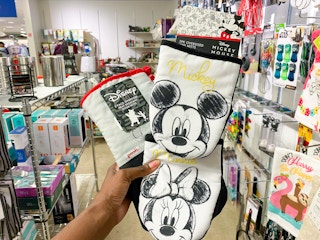 disney pot holder macys 091621 1631812128 1631812128