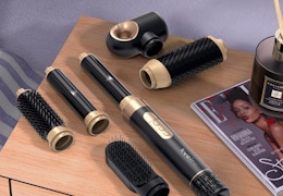 a hot air hair styler and its attachments