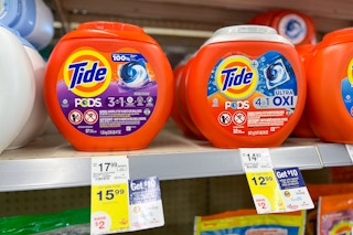 tide pods detergents on a shelf