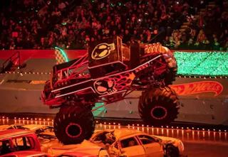 Groupon Hot Wheels Monster Trucks Live: Glow-N-Fire
