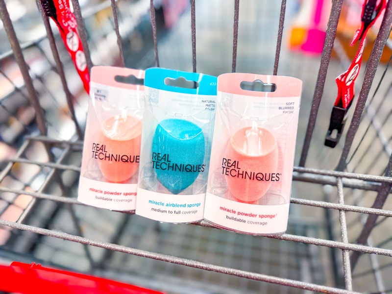 3 beauty sponges in a cart