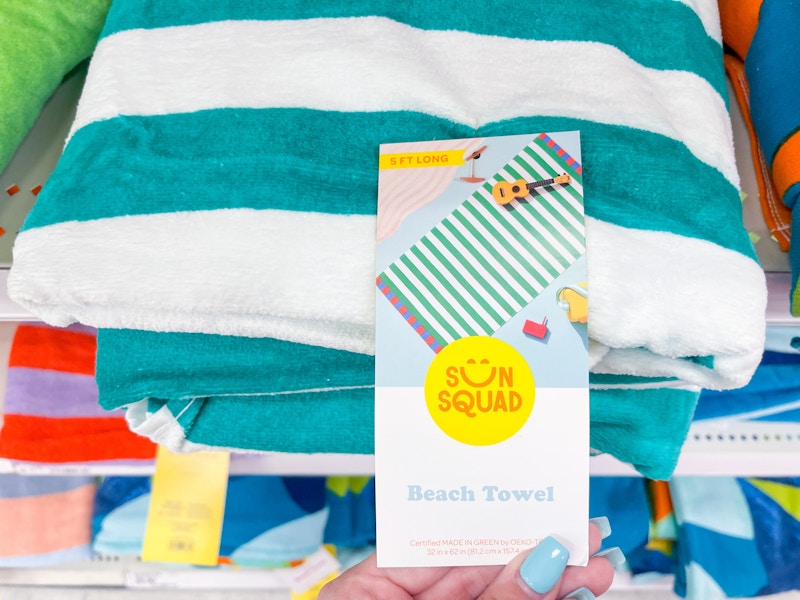 beach-towels-target4-1684684033-1684684033-scaled