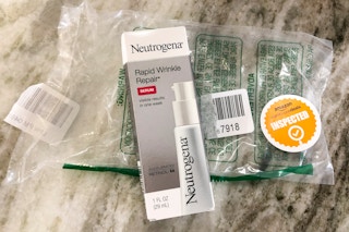 amazon warehouse neutrogena rapid wrinkle repair 12 1595625985 1595625986