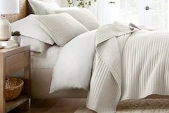 linen and hutch quilt