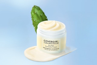 Covergirl Dry Skin Corrector Cream