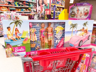 Target Barbie convertible & pool playset