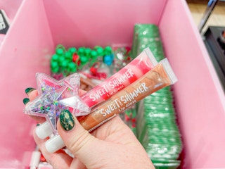 ulta-sweet-shimmer-stocking-stuffers-121421a