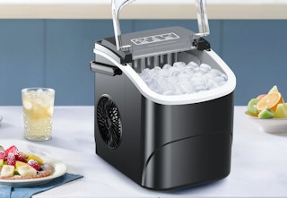 black bullet ice maker