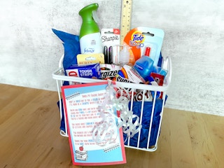 diy teacher gift basket with poem