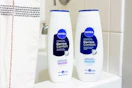 nivea derma comfort on a tub 