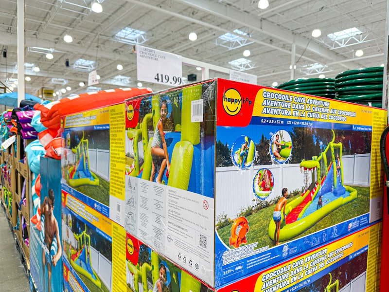 costco-crocodile-cave-adventure-water-slide-1