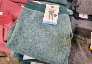 sams club members mark joggers 2021 sv 1 1635517866 1635517866