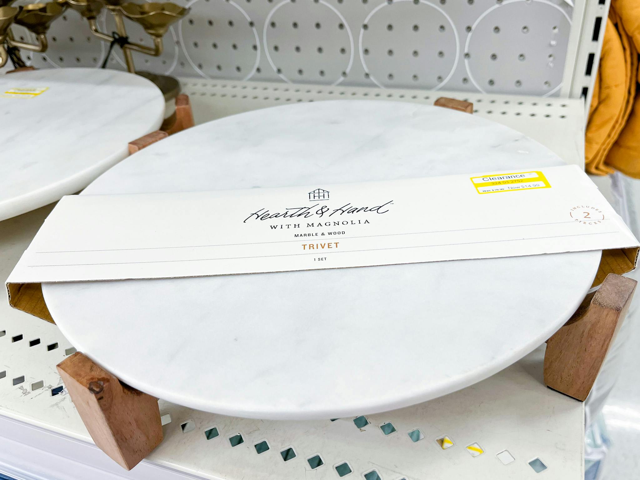 Magnolia Footed Trivet