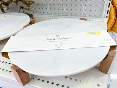 Magnolia Footed Trivet