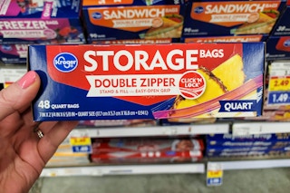 hand holding a box of kroger brand zip storage bags
