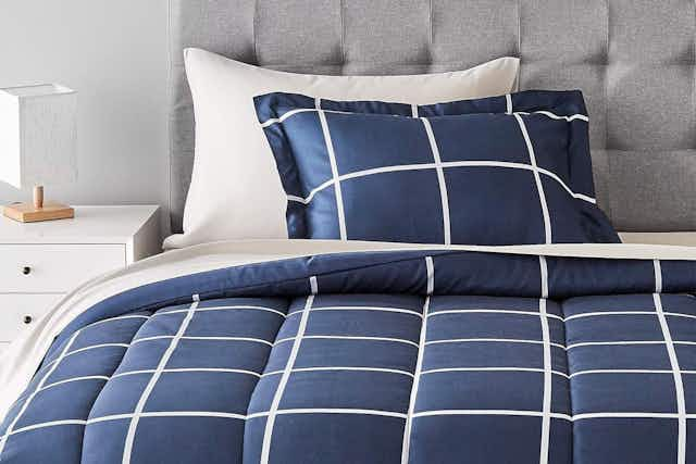 Amazon Basics 5-Piece Bedding Set, Just $20 on Amazon (Reg. $33.99) card image