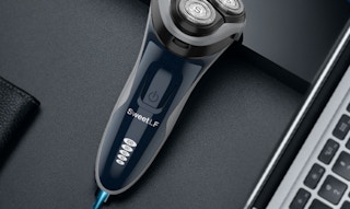 an electric razor