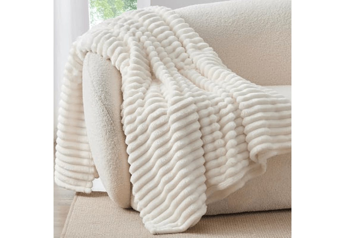 Ribbed Fleece Throw Blanket