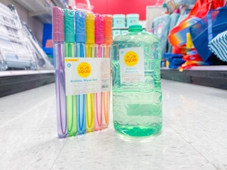 sun squad bubbles wands toys target 2023 01 1684699699 1684699699
