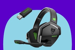Wireless Gaming Headset, Just $13.99 With Amazon Promo Code card image