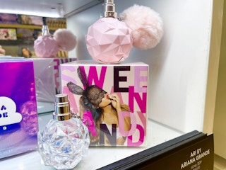 ariana grande fragrance perfume 0162022e 1641493397 1641493397