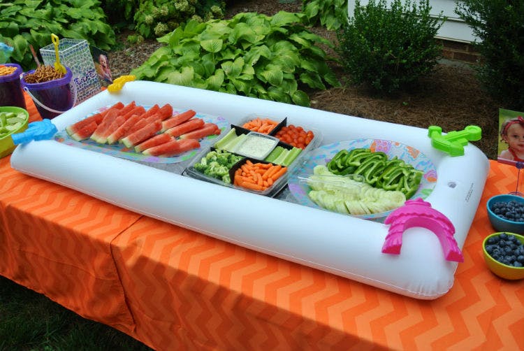 23 Brilliant Backyard Party Ideas