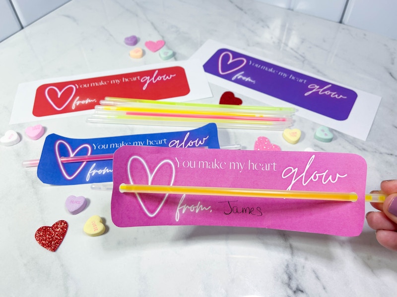 diy valentines made with glow sticks 