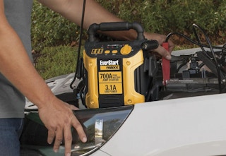 walmart everstart jump starter 1 1684678753 1684678753