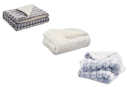 Royal Luxe Faux-Sherpa Throw