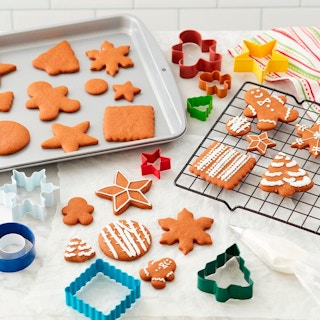 macys wilton happy holidays 12 pc set 102821 1635423717 1635423717