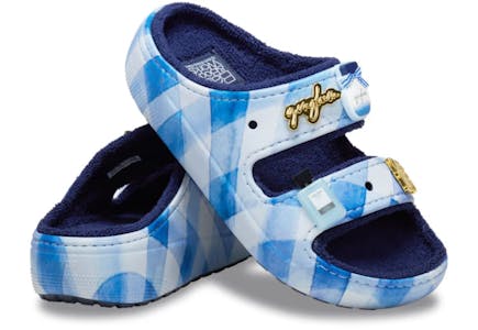 Crocs Bath & Body Works x Cozzzy Sandals