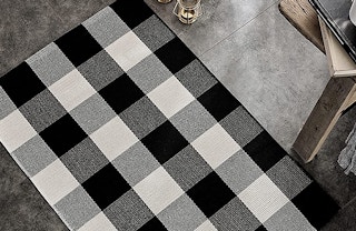 amazon buffalo plaid rug 2022 1 1655916920 1655916920