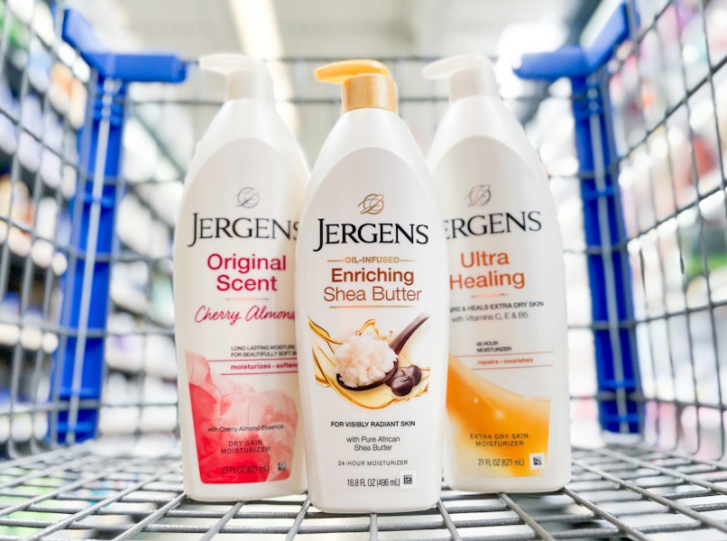 walmart-jergens-face-and-body-moisturizer-lotion-02
