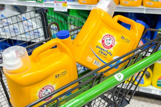 arm & hammer detergent in shopping cart